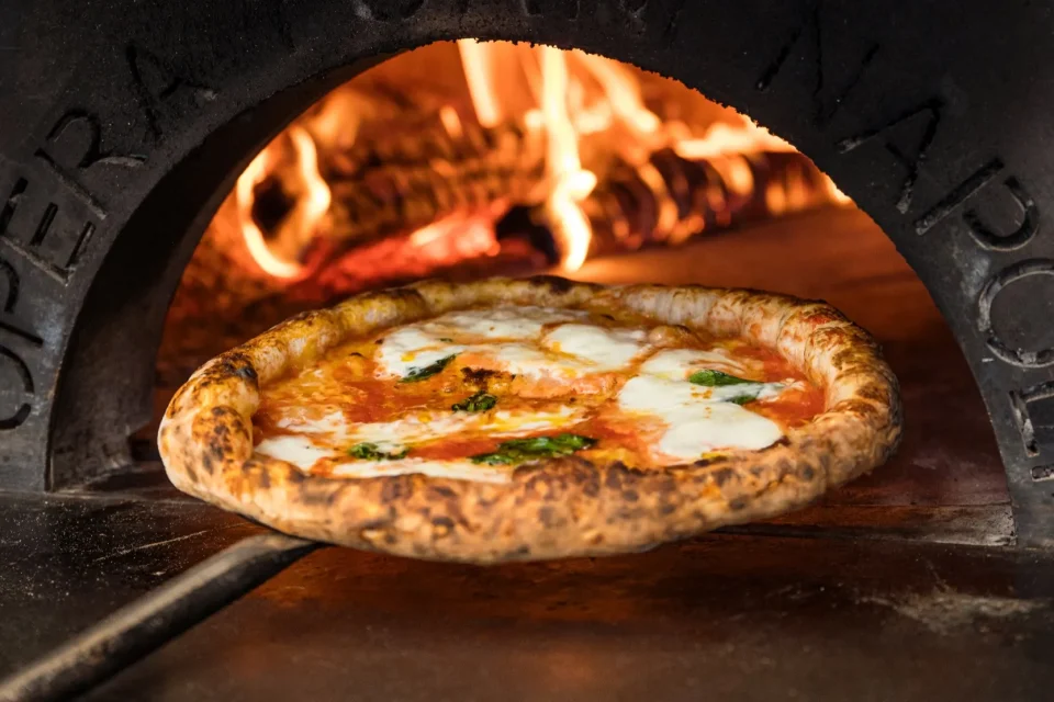 pizzeria vesuvio home hero